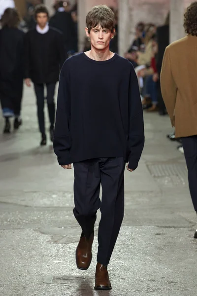Look 6